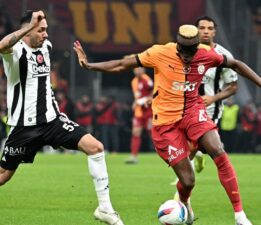 Canlı anlatım: Süper Lig’de derbi heyecanı | Galatasaray ve Beşiktaş karşı karşıya