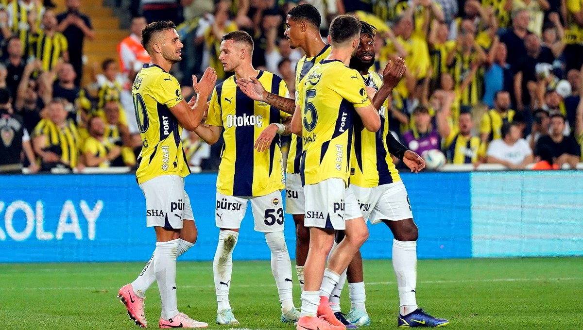 Fenerbahçe – Manchester United (Canlı anlatım)