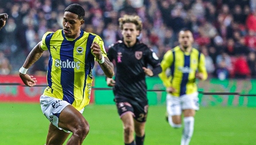 Fenerbahçe’de Oosterwolde sakatlandı!