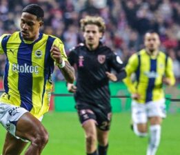 Fenerbahçe’ye Cengiz Ünder ve Oosterwolde’den kötü haber