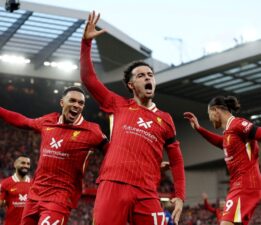 Liverpool, dev maçı kazanıp liderliğini sürdürdü