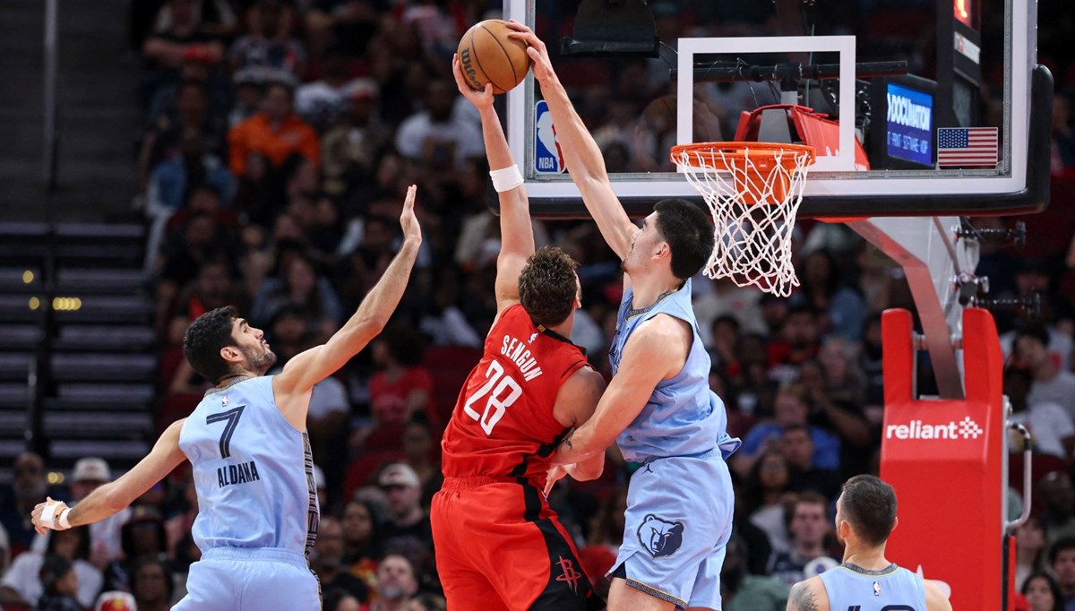 NBA’de Alperen Şengün ikinci maçında da double-double yaptı