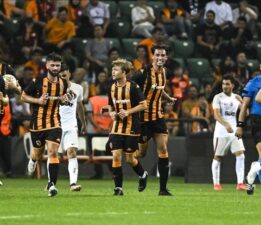 9 maçtır kazanamayan Hull City küme düşme potasına girdi