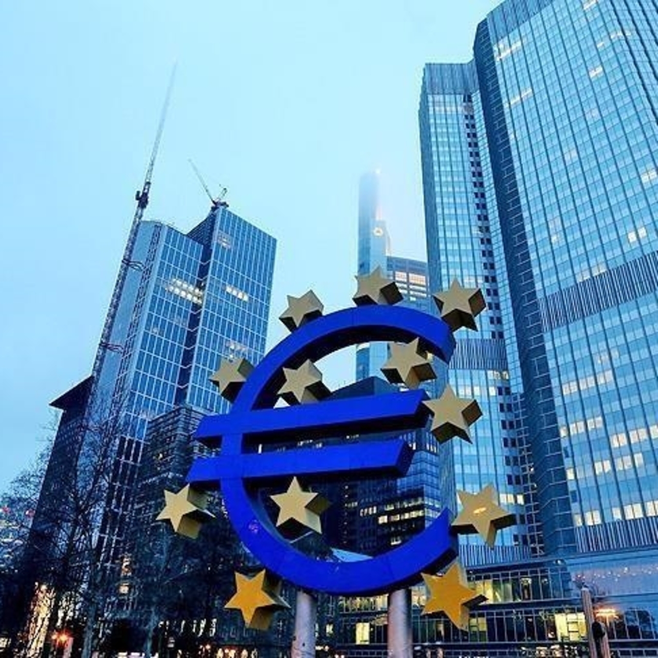 Euro Bölgesi üçüncü çeyrekte yüzde 0,4 büyüdü