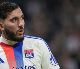 Galatasaray ve Beşiktaş ile anılıyordu: Lyon’dan transfer açıklaması