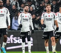 Göztepe’den tarihi dönüş: Beşiktaş’ın galibiyet hasreti 4 maça çıktı!