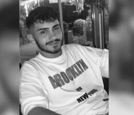 Halı sahadan dönerken serseri kurşunun hedefi oldu
