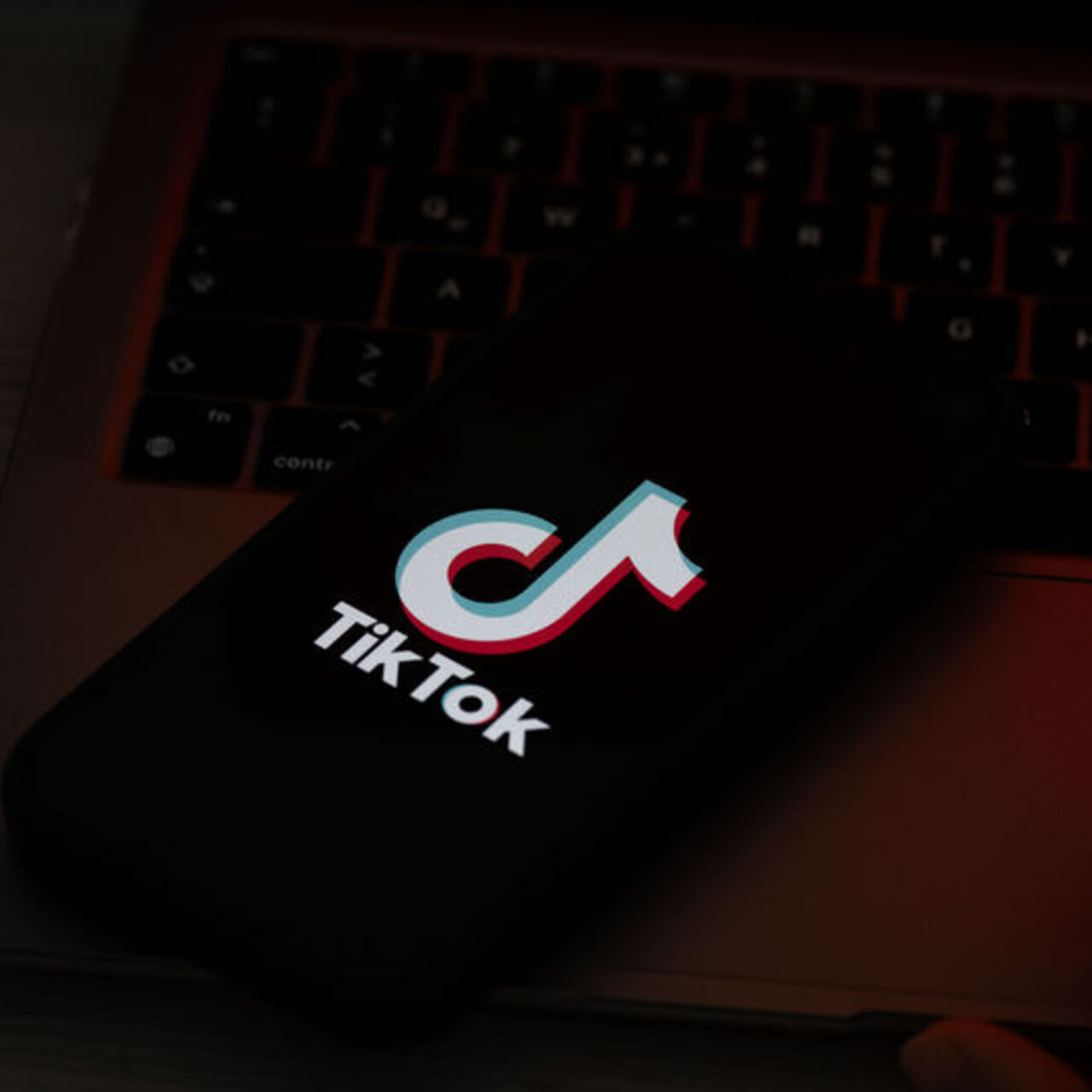 Kanada, TikTok’un ticari faaliyetlerini yasakladı