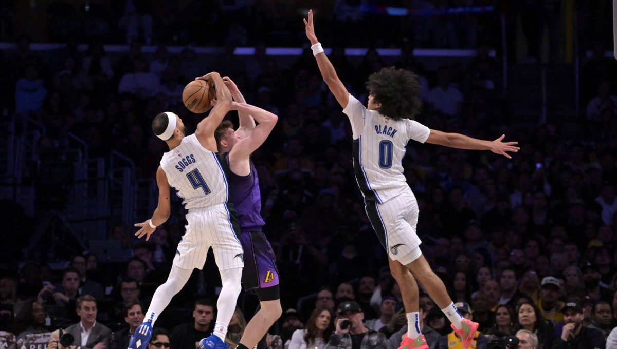 NBA’de Orlando Magic, Lakers’ın serisine son verdi