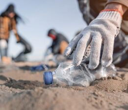 Plastik atıklara uzaydan gelen çözüm: Kilometrelerce uzaktan tespit edilebilecek!