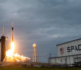 SpaceX, 23 Starlink uydusu daha fırlatıyor