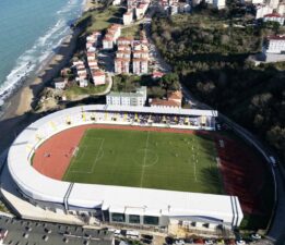 Türkiye’nin denize en yakın stadı: Sahile sadece 100 metre!