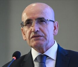 Bakan Mehmet Şimşek, Umman’da