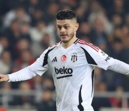 Beşiktaş’tan Rashica açıklaması: Adana Demirspor maçı kadrosundan çıkarıldı