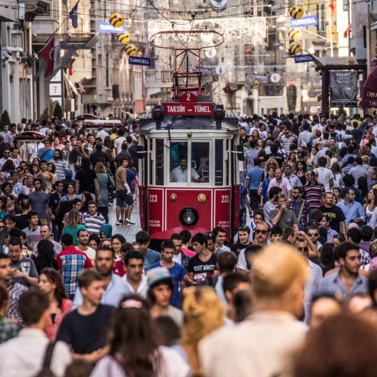 Ekimde işsizlik yükseldi