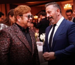 Elton John’lu esprili paylaşımı