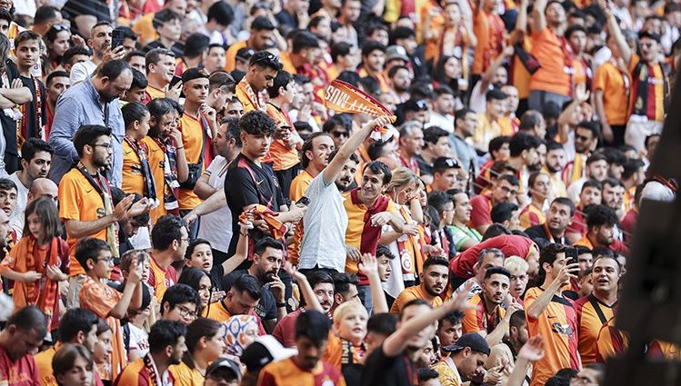 Galatasaray maç biletlerine karaborsa soruşturması: Takipsizlik kararı verildi