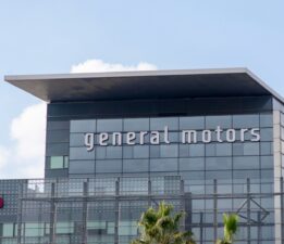 General Motors hisselerini satıyor