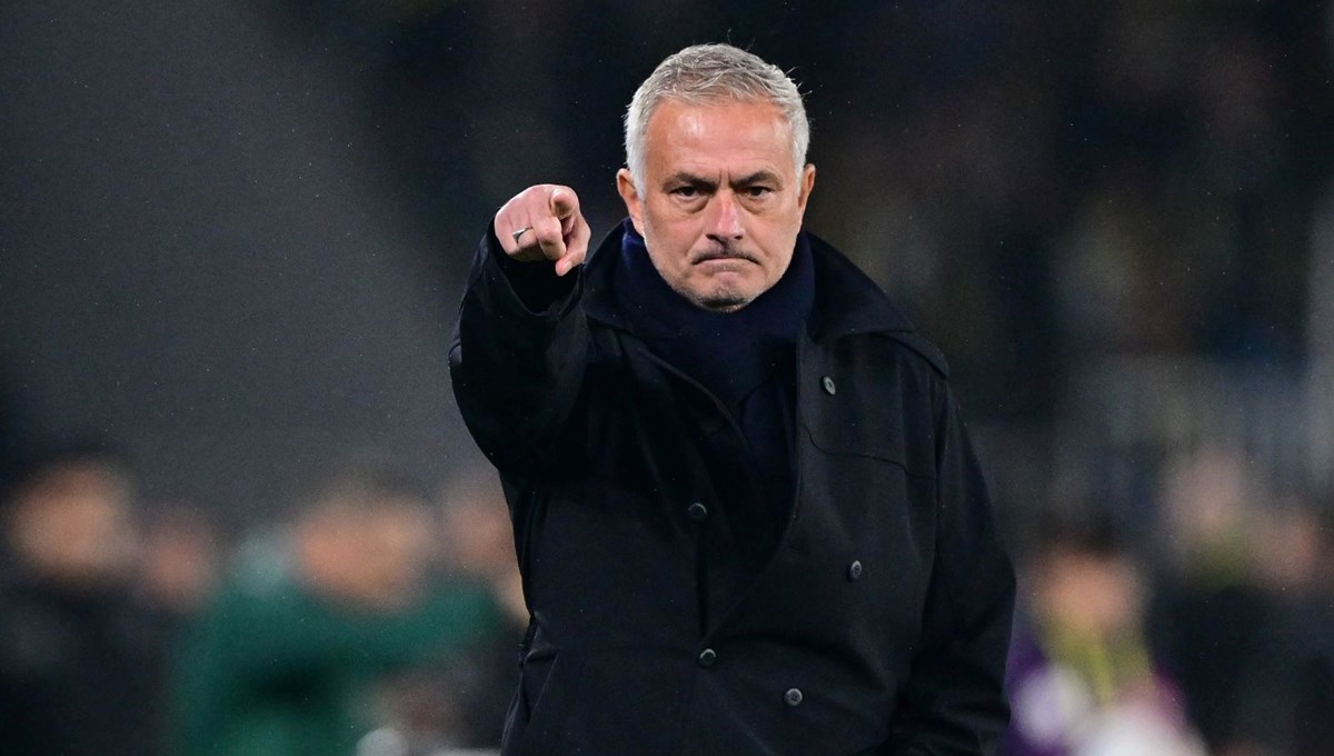 Jose Mourinho’dan derbi yorumu: “Çok zor bir maç olacak”