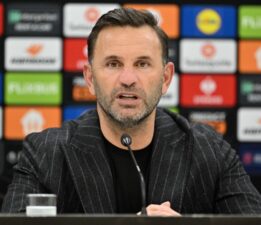 Okan Buruk’tan Sivasspor maçı öncesi zemin açıklaması