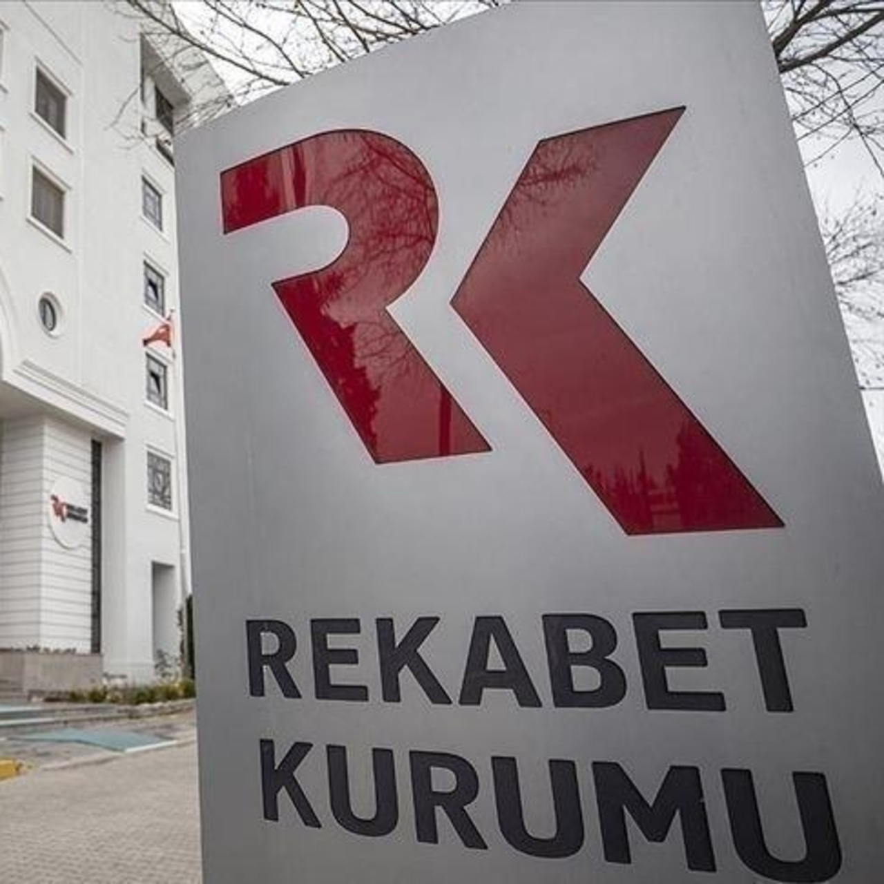 Rekabet Kurumu’ndan 7.7 milyar lira ceza