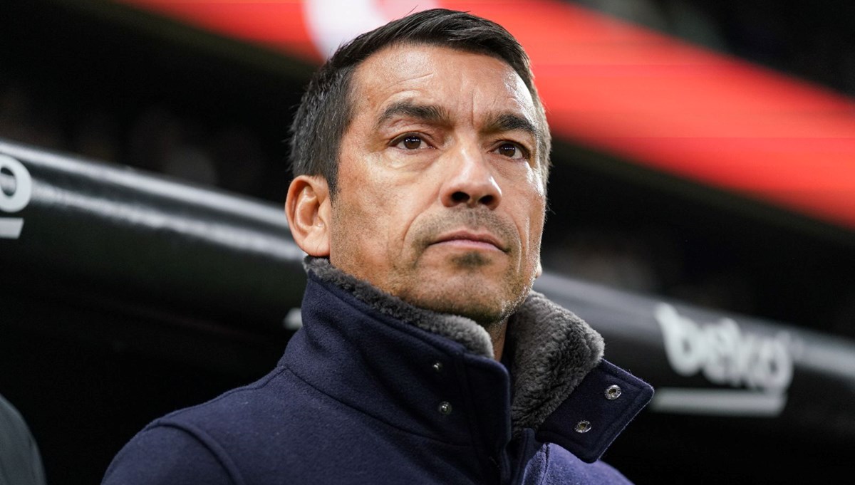 Van Bronckhorst’tan Beşiktaş’a veda