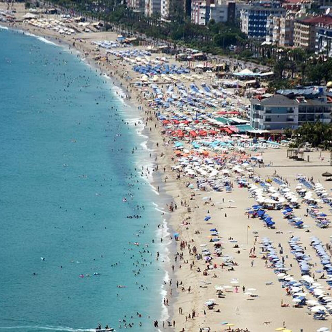 Antalya’da turist rekoru