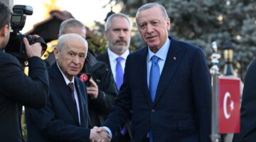 Erdoğan-Bahçeli görüşmesi başladı