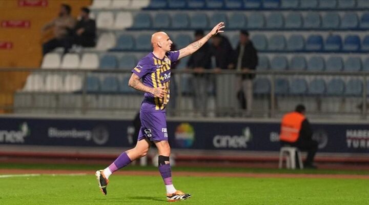 Eyüpspor’da Jonjo Shelvey ile yollar ayrıldı