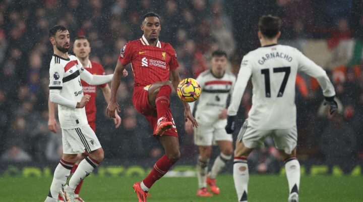 Liverpool’a Manchester United çelmesi