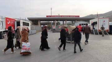 Son bir ayda ülkesine dönen Suriyeli sayısı açıklandı