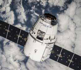 SpaceX, casus uydu “NROL-57″yi uzaya fırlattı