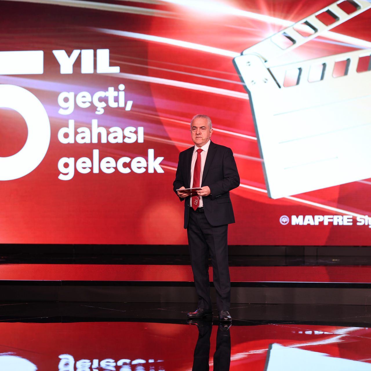 3 ay önümü göremiyorum