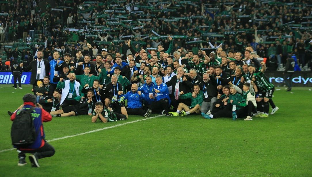 Amatörden zirveye: Kocaelispor 16 yıl sonra Süper Lig’e dönmeye çok yakın