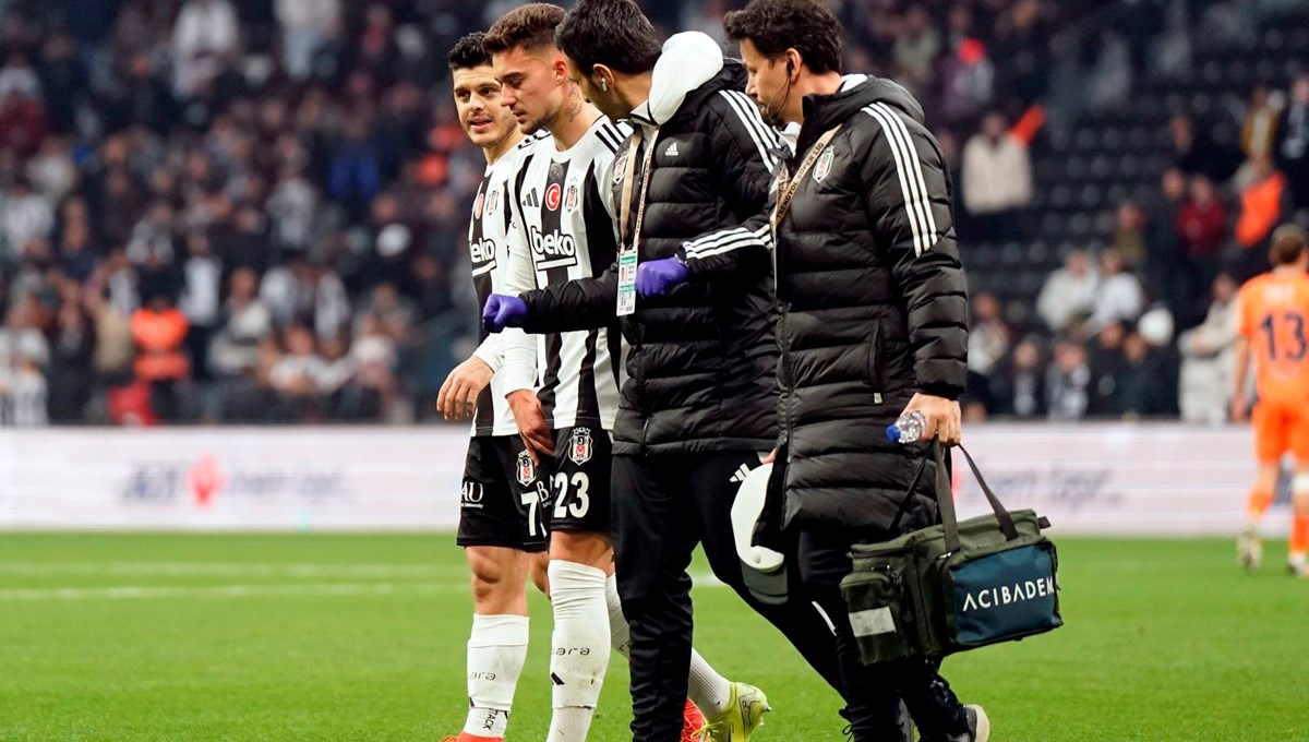 Beşiktaş’ta Muçi oyuna devam edemedi