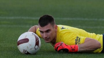 Fenerbahçe’de Livakovic gözden çıkarıldı