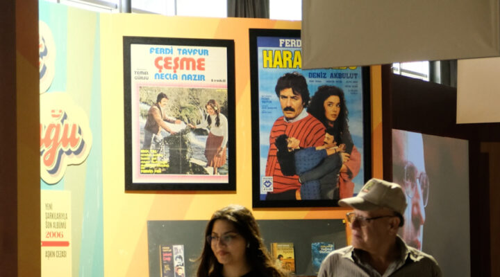 Ferdi Tayfur anısına ‘Sabahçı Kahvesi’ sergisi