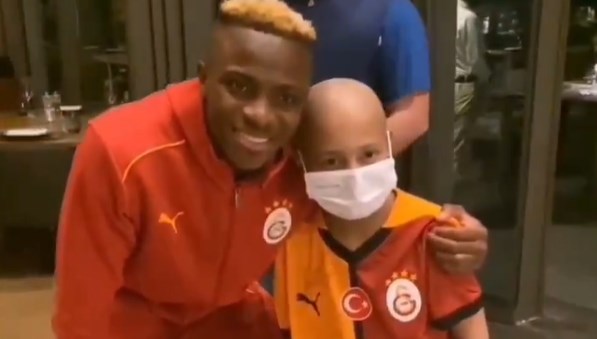 Galatasaray kampını ziyaret eden küçük Çınar hayatını kaybetti