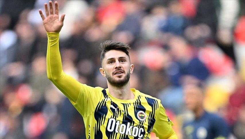 Kerem ve Orkun’un ardından Benfica’ya üçüncü Türk futbolcu: Fenerbahçe’nin kapısını çalacaklar