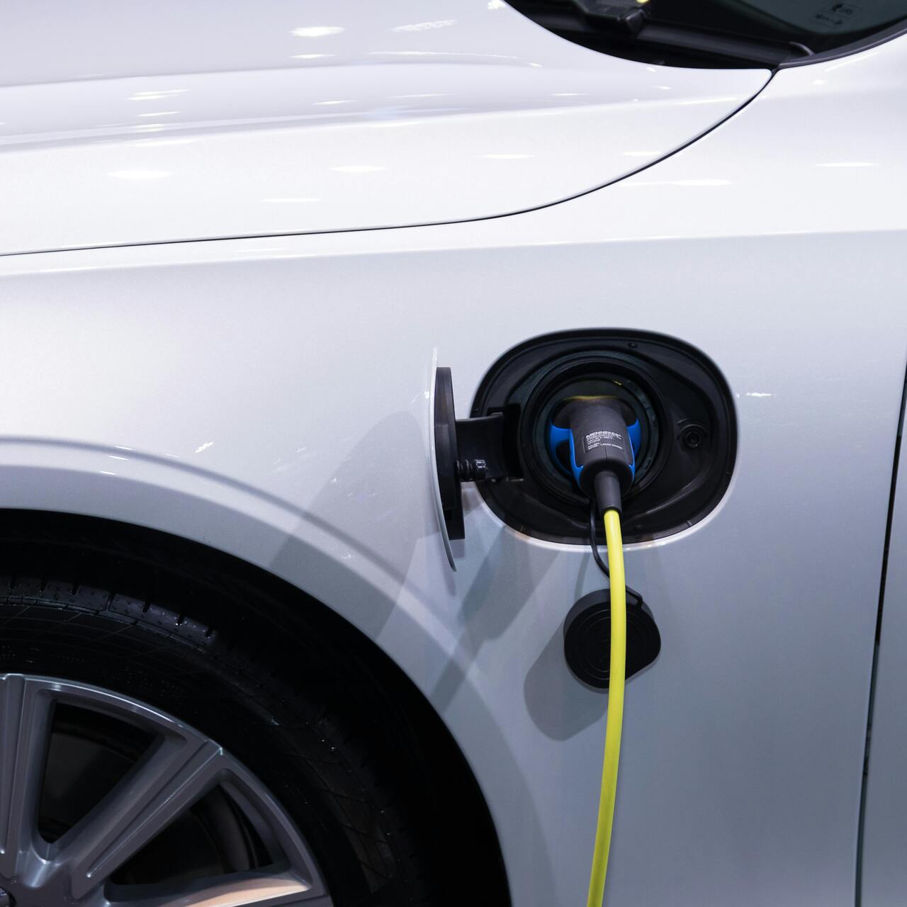 Otomotiv sanayisinde ‘plug-in’ alarmı