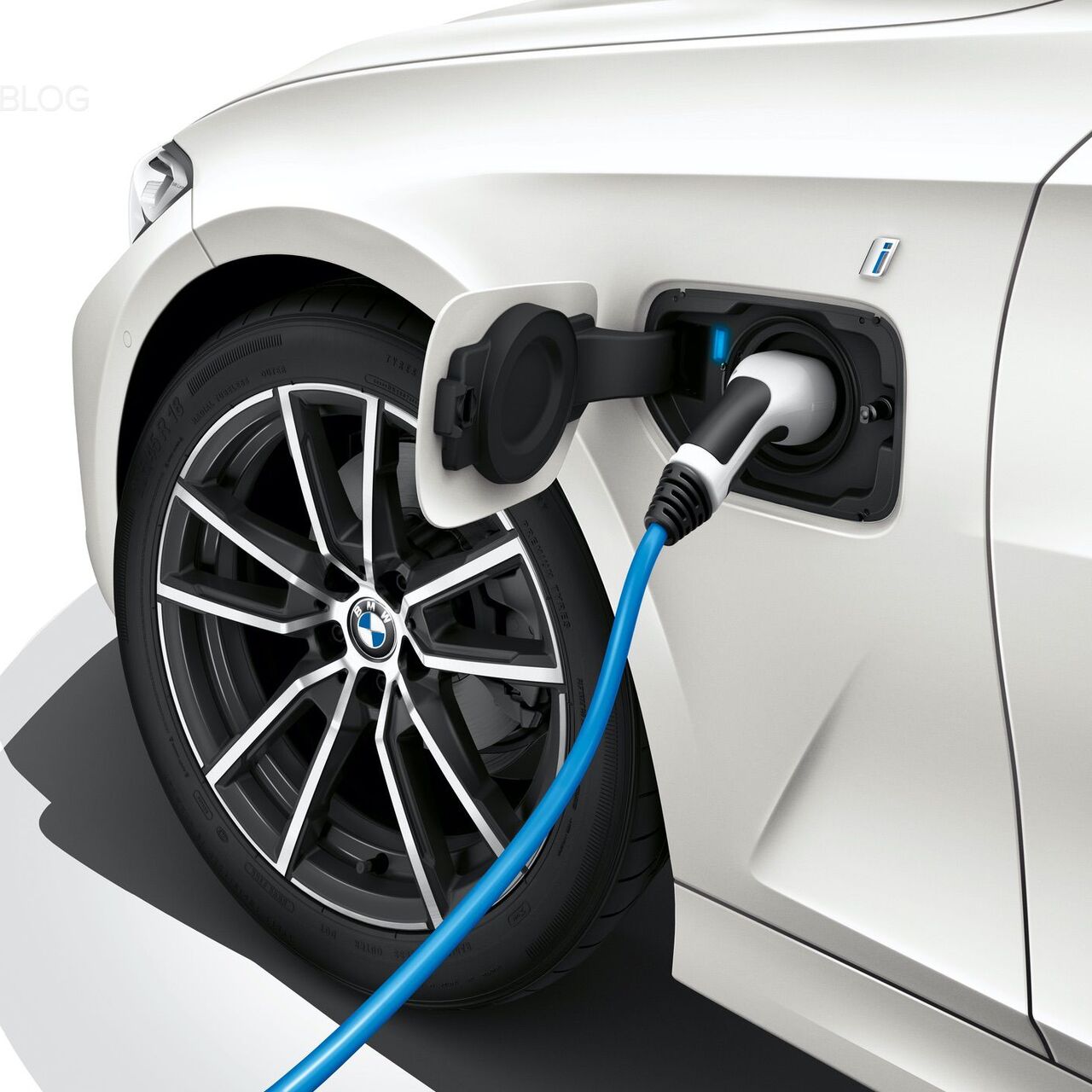 “Premium markalar elektrikli araçlara yöneliyorlar”