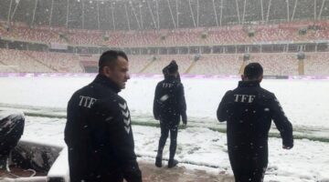 Sivasspor-Fenerbahçe maçı ertelenecek mi? Başlama saatinde kar yağışı beklentisi