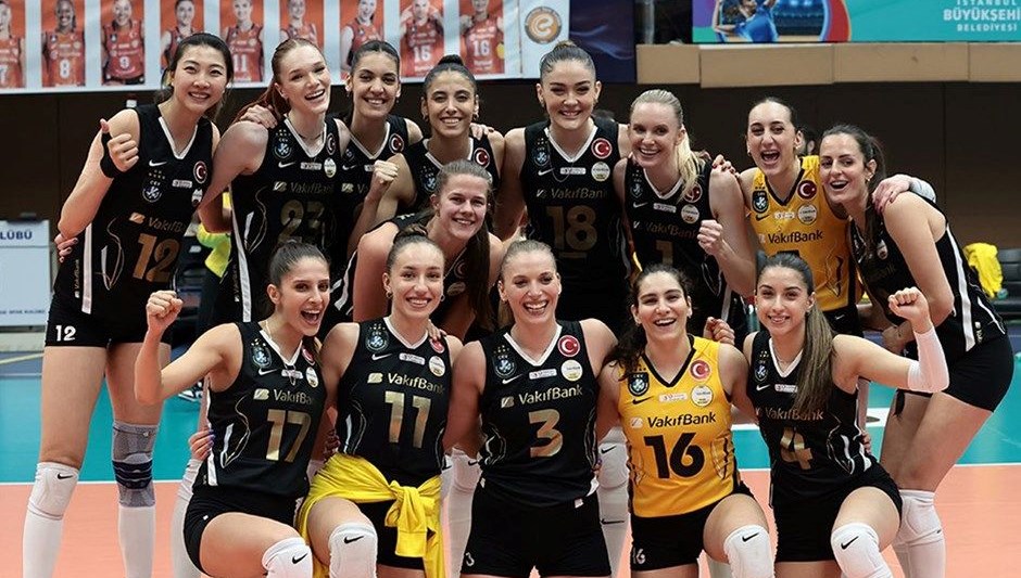 Sultanlar Ligi’nde ilk finalist VakıfBank