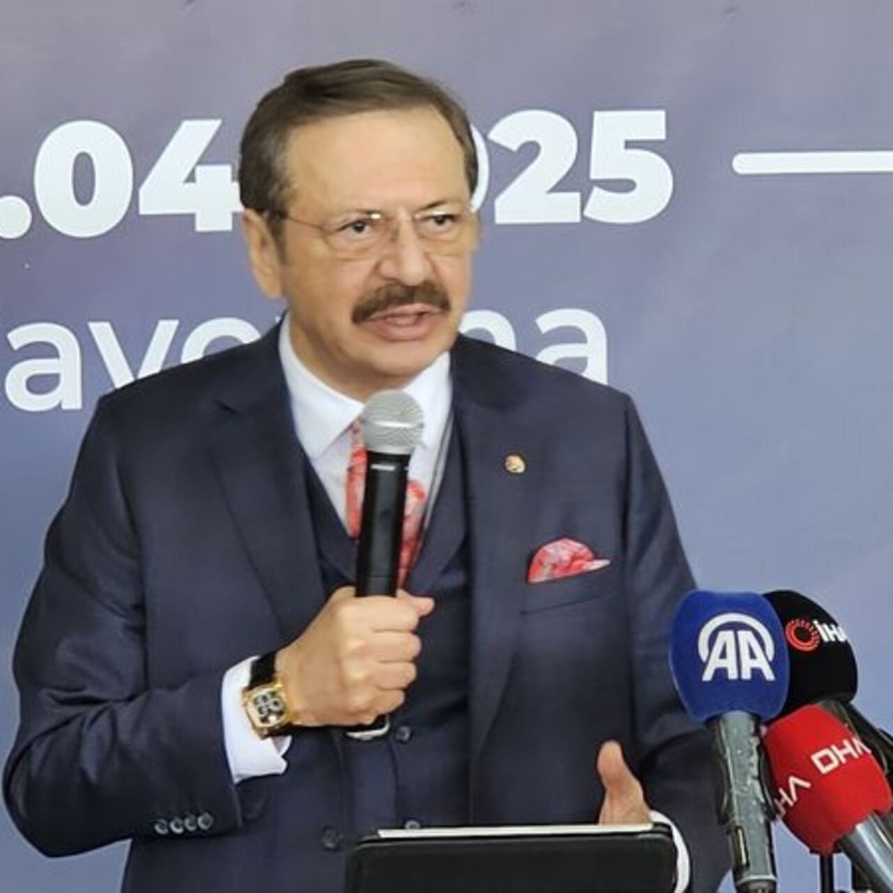 TOBB Başkanı Hisarcıklıoğlu: Kimseyi fikrinden, inancından görüşünden dolayı dışlamayalım
