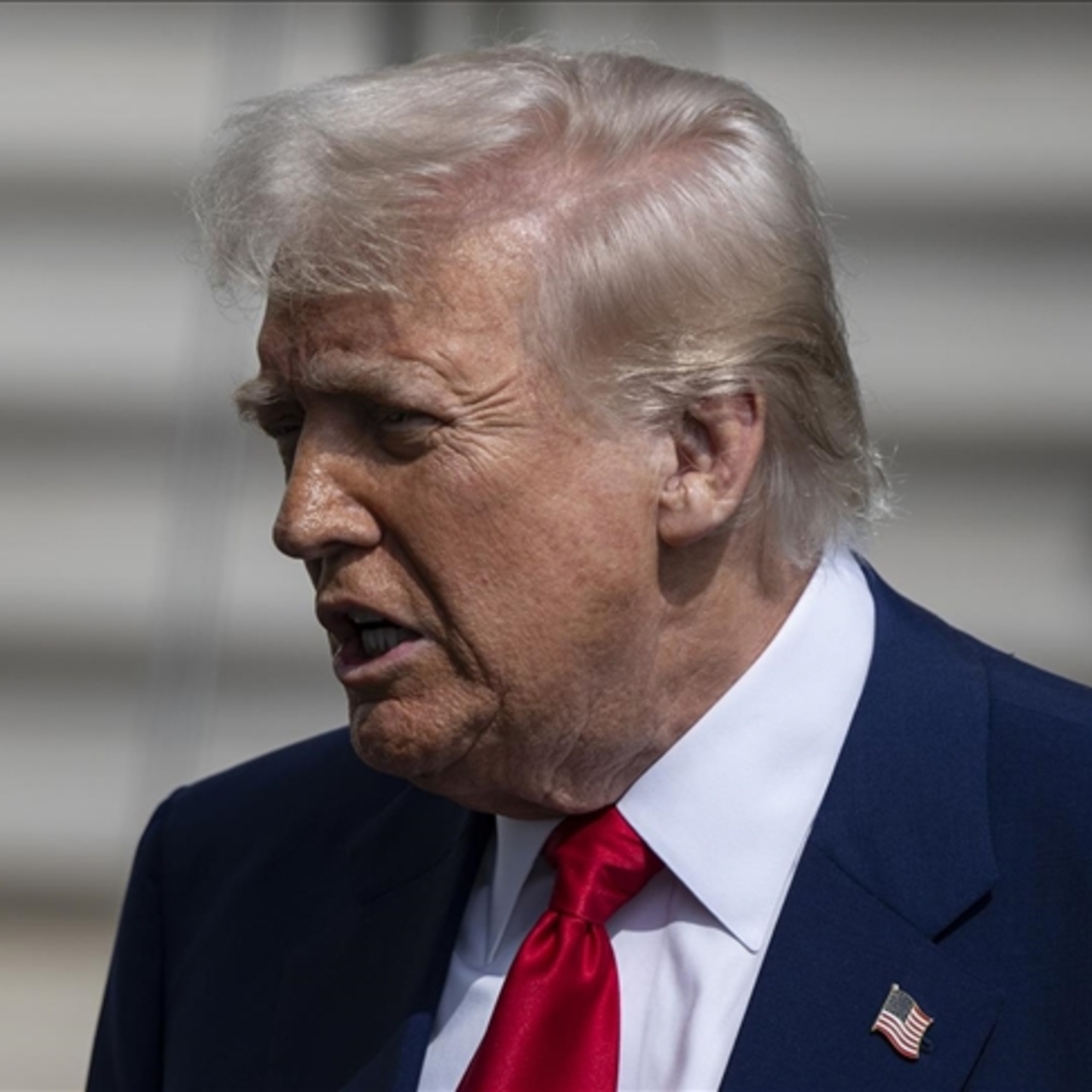 Trump, tarife muafiyeti olmadığını belirtti
