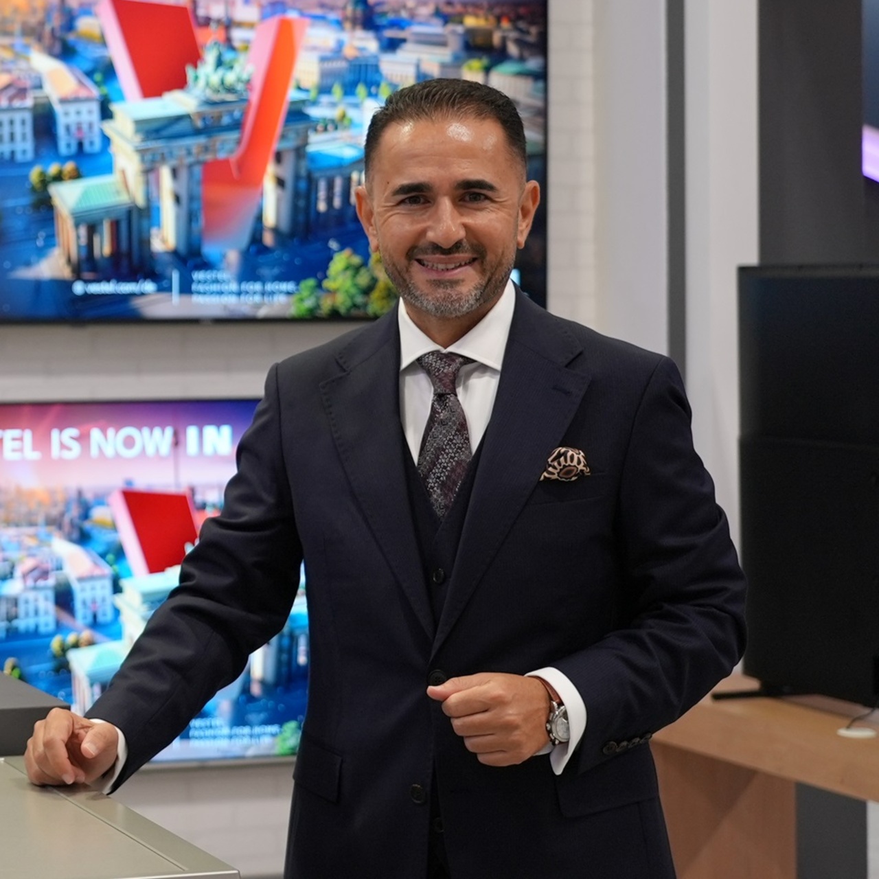 Vestel CEO’su görevinden ayrılıyor