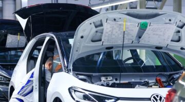 Alman otomobil üreticilerini ‘Çin’ çarptı