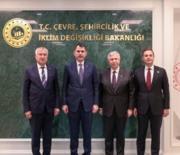 Bakan Kurum CHP’li başkanlarla görüştü