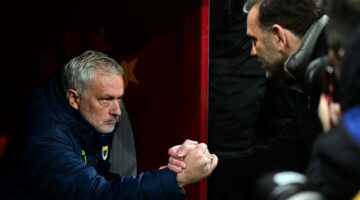Okan Buruk: Mourinho ağlamaya devam ediyor