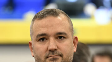 “Sıkı ve kararlı duruşumuzu korumamız gerekiyor”